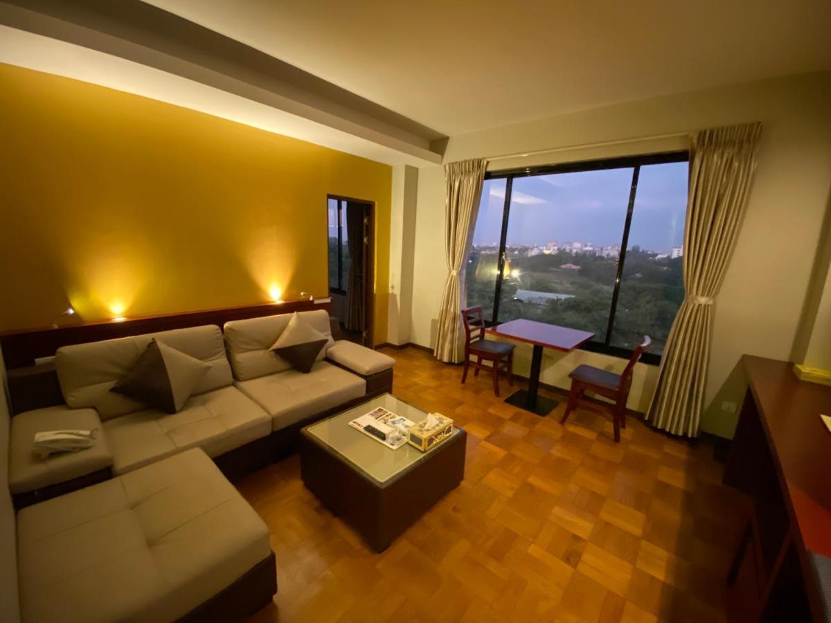 My Dream Hotel Rangoon Eksteriør billede